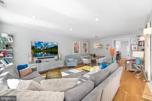 2401 Bainbridge St, Philadelphia, PA 19146 - Photo 7