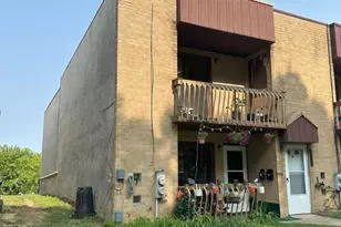 7525 Calvert St, Philadelphia, PA 19152 - Photo 3