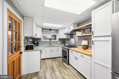 2425 Sepviva Street, Philadelphia, PA 19125 - Photo 11