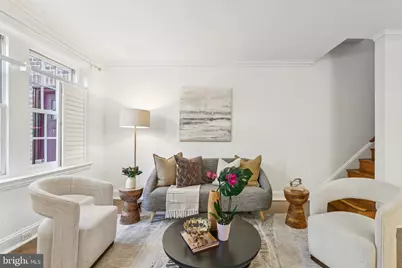 2126 Saint James Place, Philadelphia, PA 19103 - Photo 5