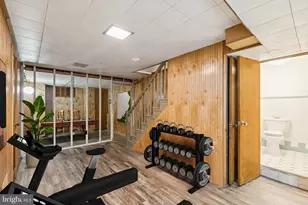 2126 St James Pl, Philadelphia, PA 19103 - Photo 41