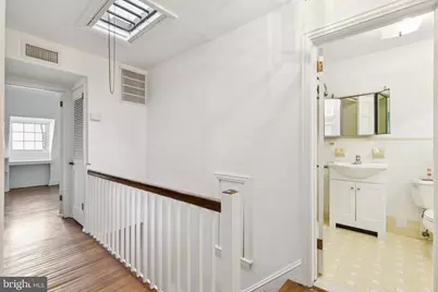2126 Saint James Place, Philadelphia, PA 19103 - Photo 25
