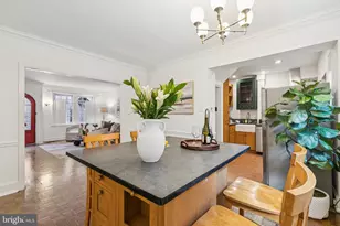 2126 St James Pl, Philadelphia, PA 19103 - Photo 11