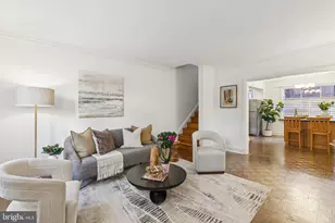 2126 St James Pl, Philadelphia, PA 19103 - Photo 9