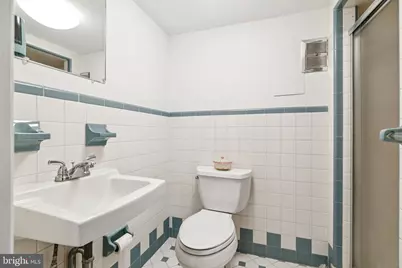 2126 Saint James Place, Philadelphia, PA 19103 - Photo 35