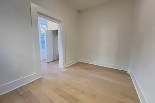 2039 Green St, Philadelphia, PA 19130 - Photo 15