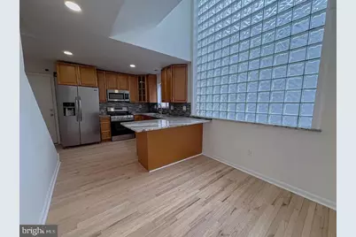 2036 Wallace Street #UNIT 2/3R, Philadelphia, PA 19130 - Photo 15