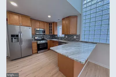 2036 Wallace Street #UNIT 2/3R, Philadelphia, PA 19130 - Photo 3