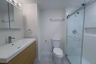 2036 Wallace St, Philadelphia, PA 19130 - Photo 5