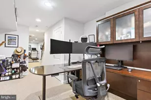 1252 S 27th St, Philadelphia, PA 19146 - Photo 35