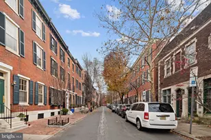 2131 Delancey Pl, Philadelphia, PA 19103 - Photo 3