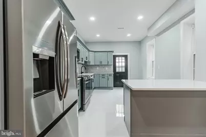 1932 E Moyamensing Avenue, Philadelphia, PA 19148 - Photo 9