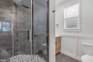 306 Mifflin St, Philadelphia, PA 19148 - Photo 9