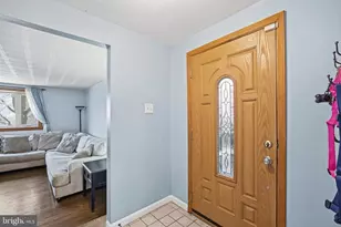 8930 Sylvia Ln, Philadelphia, PA 19115 - Photo 7