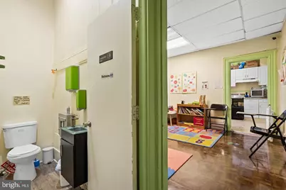 4830 Longshore Avenue, Philadelphia, PA 19135 - Photo 9