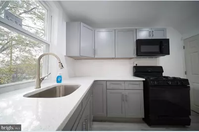 614 E. Annsbury Street, Philadelphia, PA 19120 - Photo 7