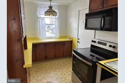 1215 Englewood Street, Philadelphia, PA 19111 - Photo 7