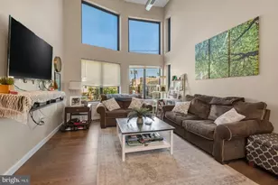 1142 Crease St, Philadelphia, PA 19125 - Photo 5