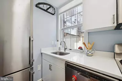 309 S American Street, Philadelphia, PA 19106 - Photo 7