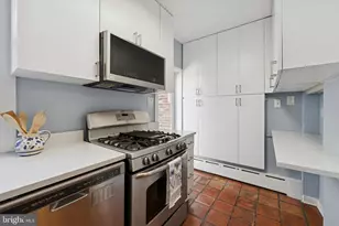 309 S American St, Philadelphia, PA 19106 - Photo 9