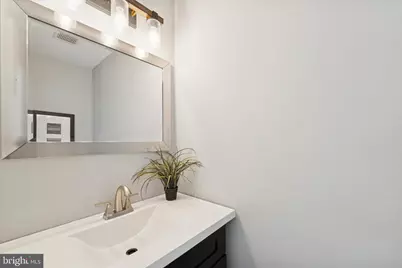 2126 N 8th Street, Philadelphia, PA 19122 - Photo 11