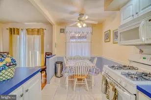 9018 Wesleyan Rd, Philadelphia, PA 19136 - Photo 15