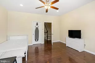 2328 Reed St, Philadelphia, PA 19146 - Photo 13