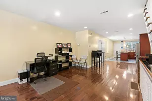 2328 Reed St, Philadelphia, PA 19146 - Photo 5