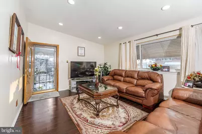 403 Regina Street, Philadelphia, PA 19116 - Photo 3