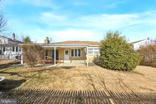 527 Wigard Ave, Philadelphia, PA 19128 - Photo 15