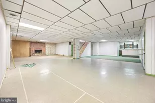 527 Wigard Ave, Philadelphia, PA 19128 - Photo 13