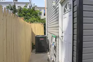 820 W Firth St, Philadelphia, PA 19133 - Photo 31