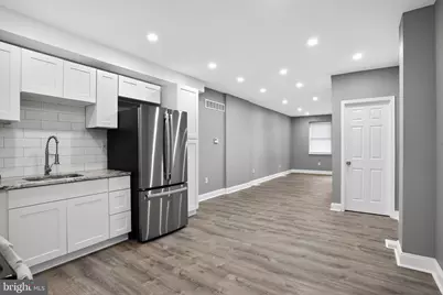 820 W Firth Street, Philadelphia, PA 19133 - Photo 9