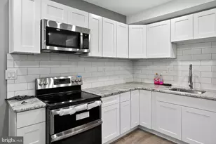 820 W Firth St, Philadelphia, PA 19133 - Photo 11