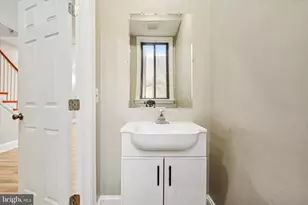 2136 S 4th St, Philadelphia, PA 19148 - Photo 7