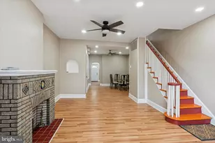 2136 S 4th St, Philadelphia, PA 19148 - Photo 3