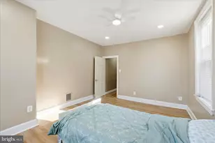 2136 S 4th St, Philadelphia, PA 19148 - Photo 9