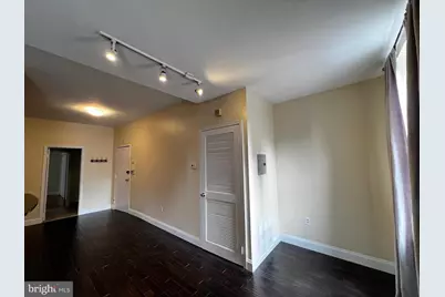 443 Fairmount Avenue #D, Philadelphia, PA 19123 - Photo 9