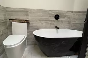 2704 S Marshall St, Philadelphia, PA 19148 - Photo 19