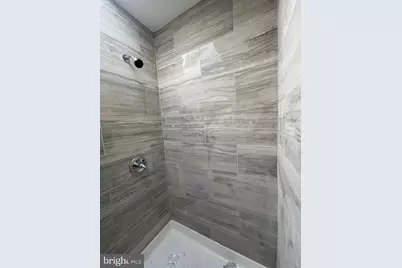 2704 S Marshall Street, Philadelphia, PA 19148 - Photo 17