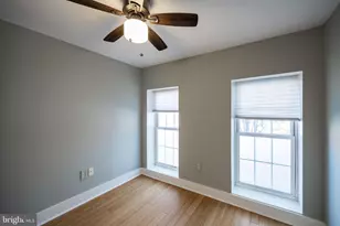 1814 Christian St, Philadelphia, PA 19146 - Photo 9