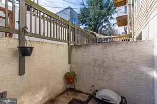 1814 Christian St, Philadelphia, PA 19146 - Photo 25