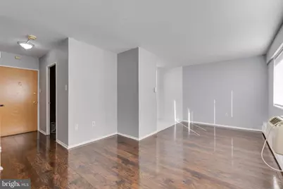 2101 Chestnut Street #705, Philadelphia, PA 19103 - Photo 3