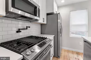 2039 E Letterly St, Philadelphia, PA 19125 - Photo 15