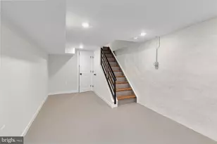 2039 E Letterly St, Philadelphia, PA 19125 - Photo 35