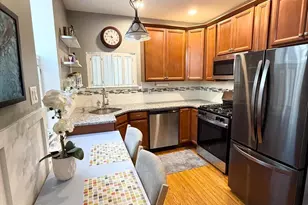 512 Fitzwater St, Philadelphia, PA 19147 - Photo 9