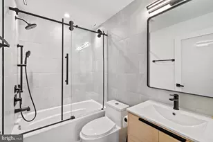 2130 Spring St, Philadelphia, PA 19103 - Photo 21