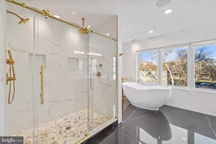 2130 Spring St, Philadelphia, PA 19103 - Photo 33