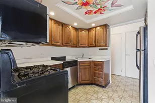 1326 Spruce St, Philadelphia, PA 19107 - Photo 11