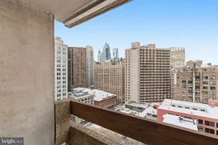 1326 Spruce St, Philadelphia, PA 19107 - Photo 5